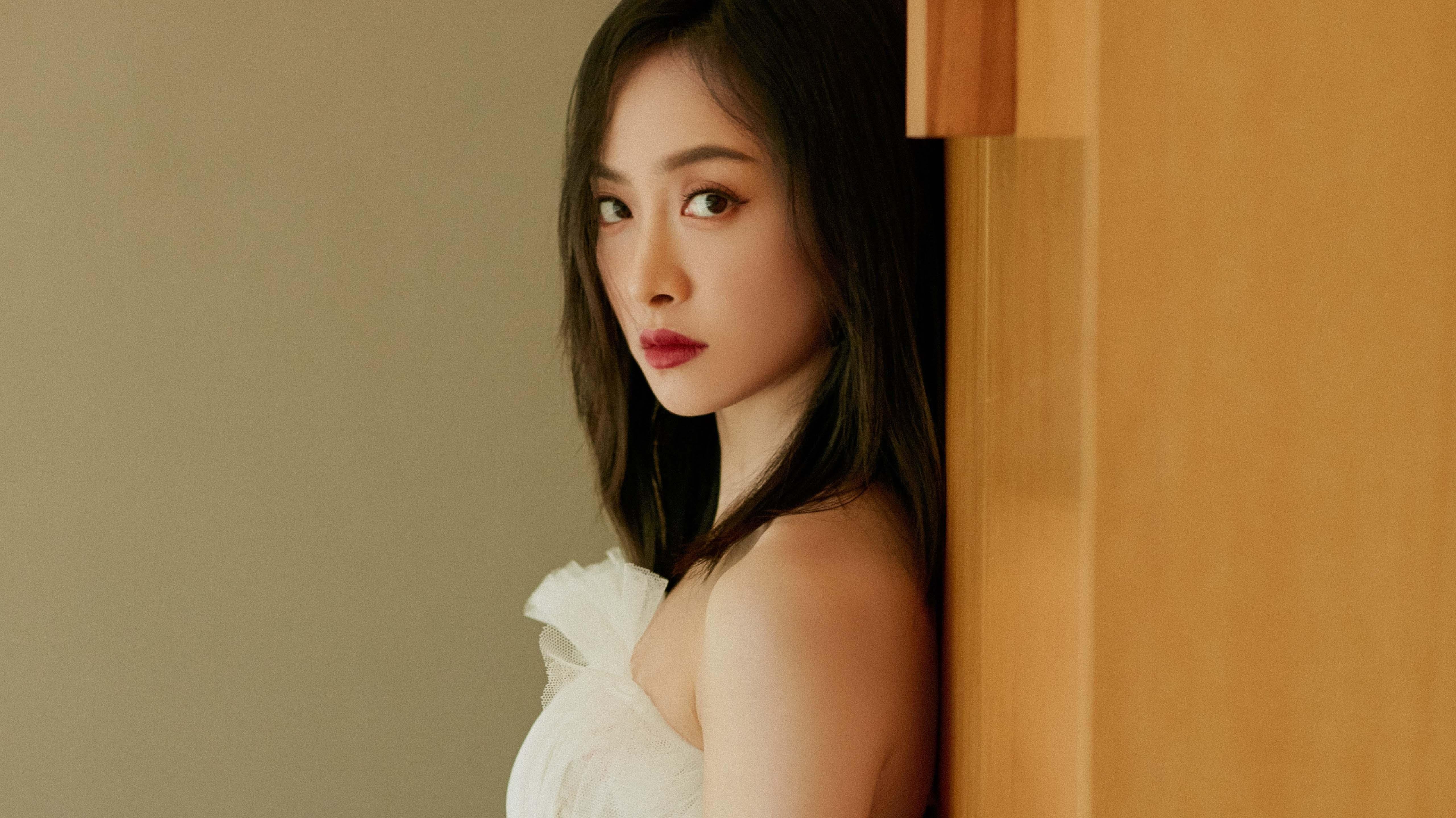 职业联赛设立绿色通道鼓励退役球员转型教练岗位，职业联赛退役年龄