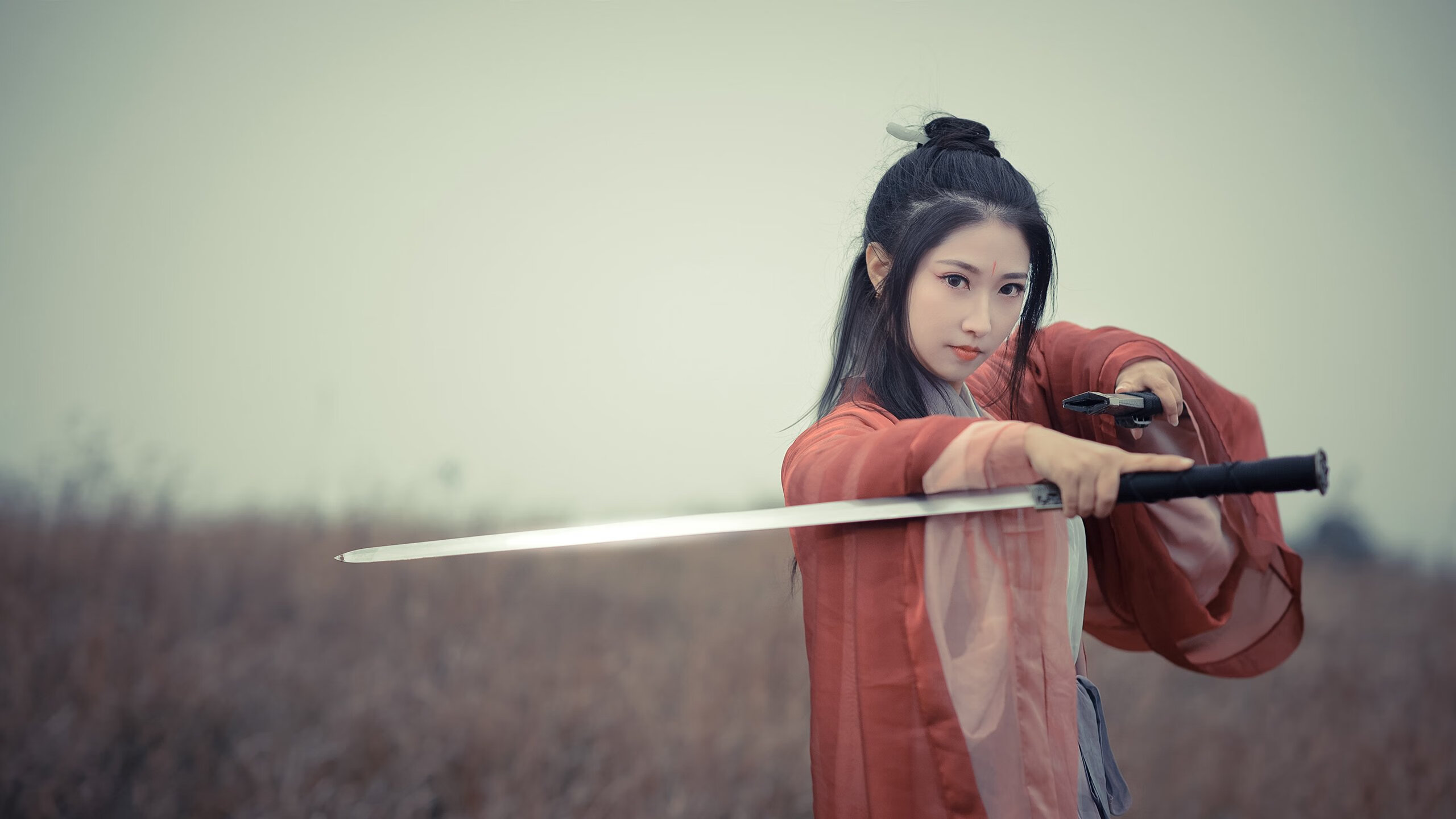 爱游戏平台-荷兰女子水球团队协作抢眼，荷兰女子手球