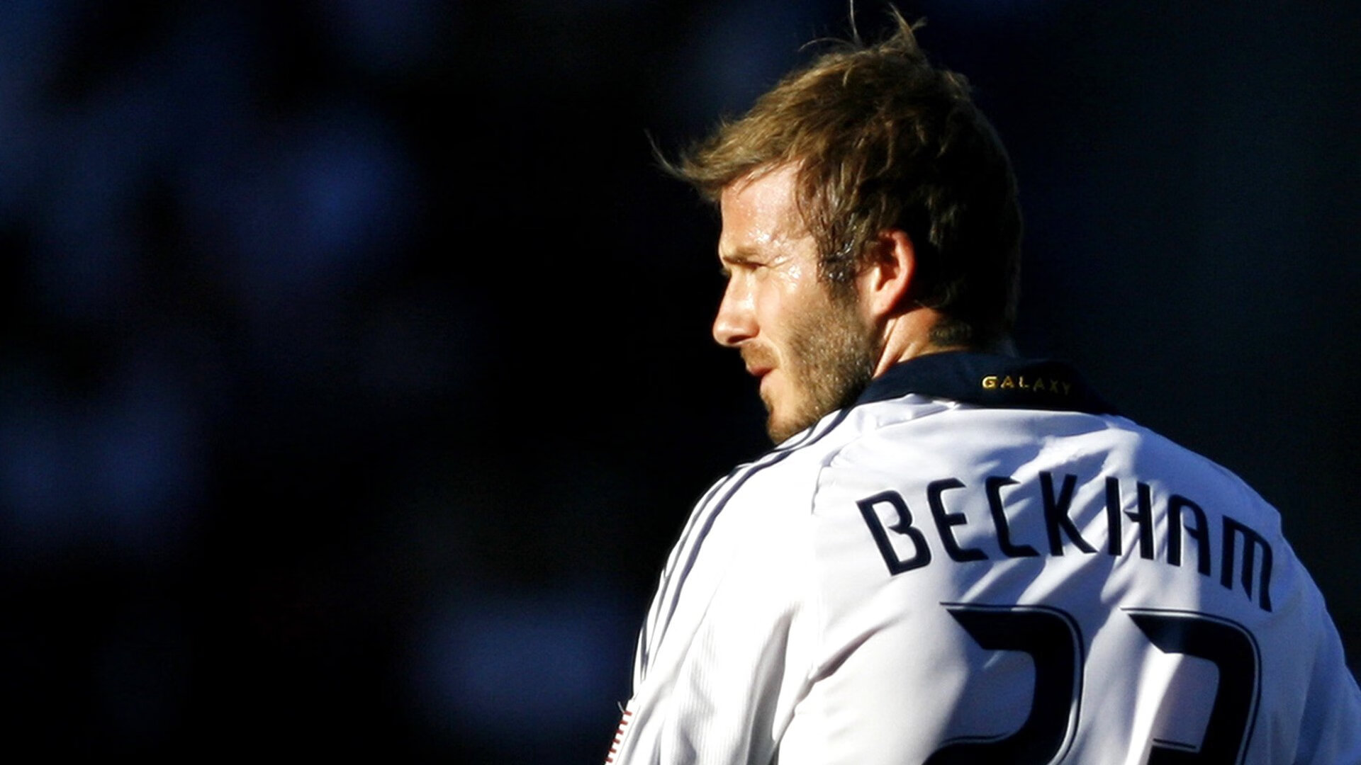 “英超关键战役:球队奋战只为三分”,“英超”